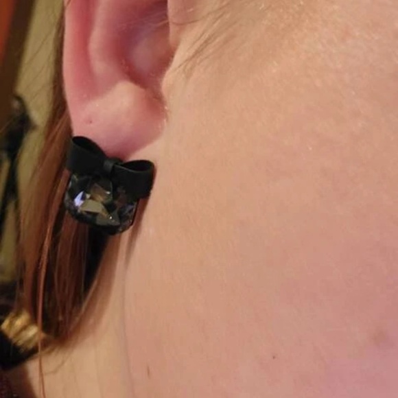 🖤 Sterling Silver Earrings 🖤 - Picture 3 of 5